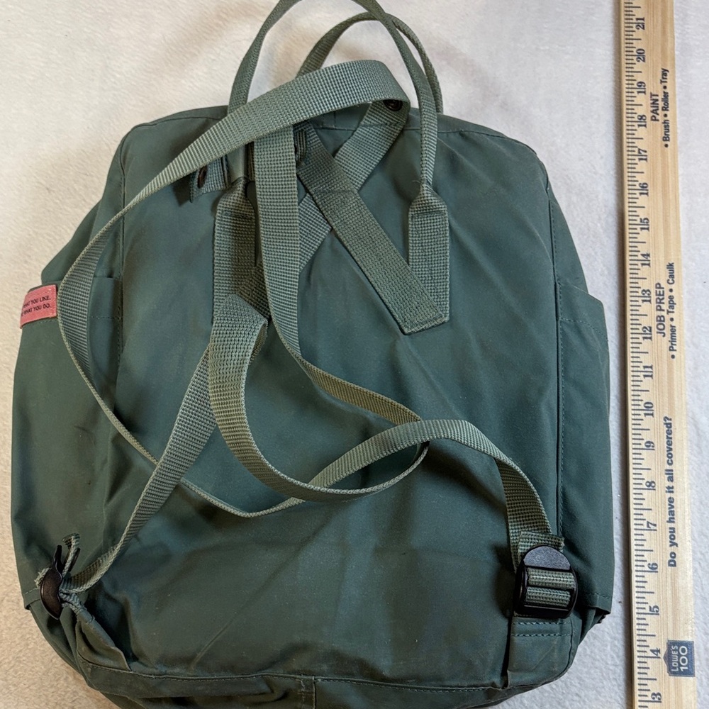 Fjallraven Kånken Backpack in Deep Green with Red Logo - Picture 7 of 13